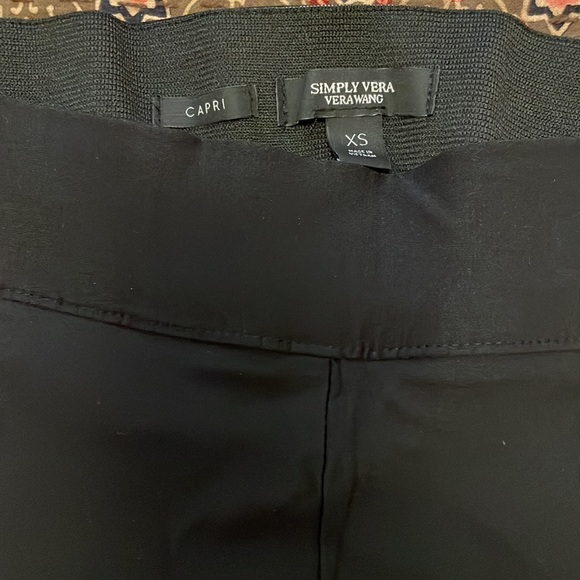 Vera Wang Capri - Picture 2 of 4